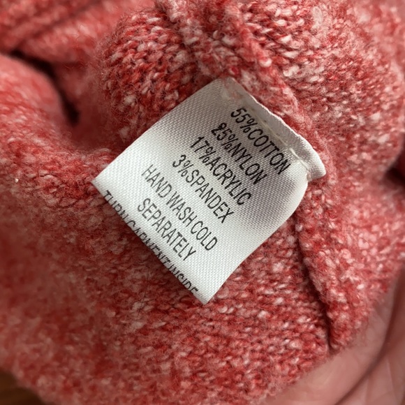 Beautiful Thick Button Down Sweater - Picture 16 of 16